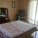 Kona'S House *